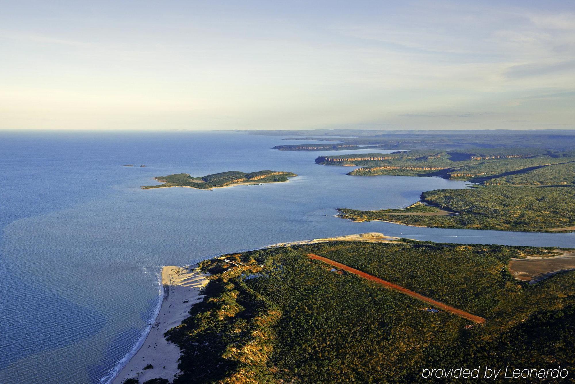 Berkeley River Lodge Екстер'єр фото